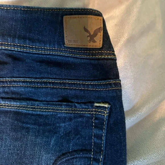 American eagle jeans (boot cut) size 6 dark wash - Picture 5 of 7